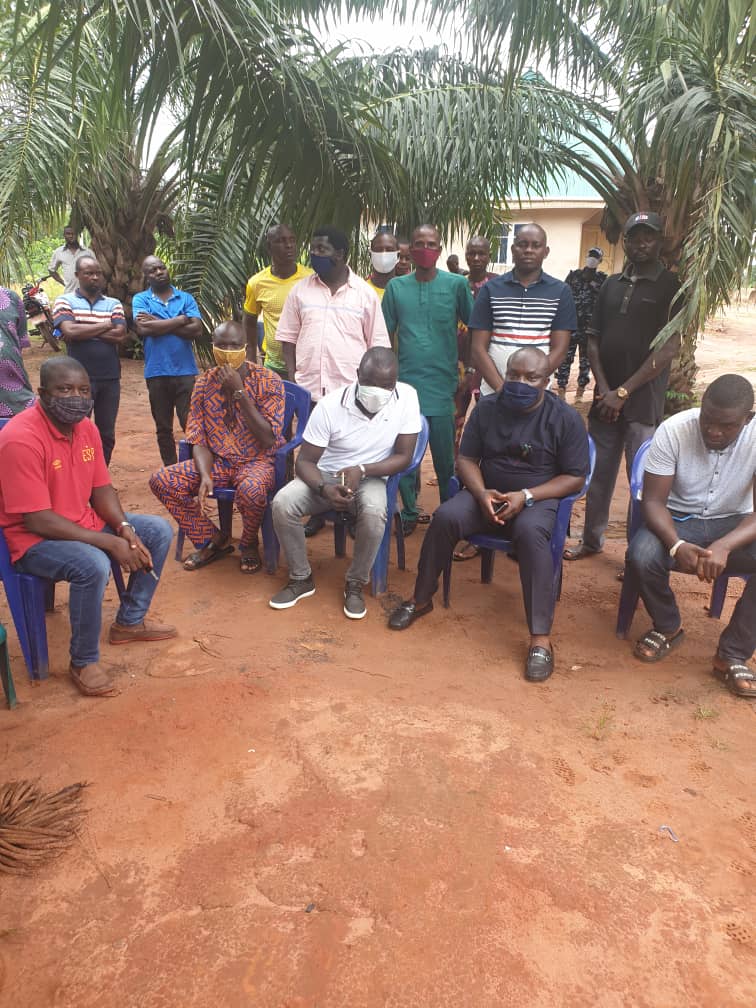 Hon Scott and his Counterpart, Hon. Destiny Pays Condolences visit to the family of Late Ediagbonya.