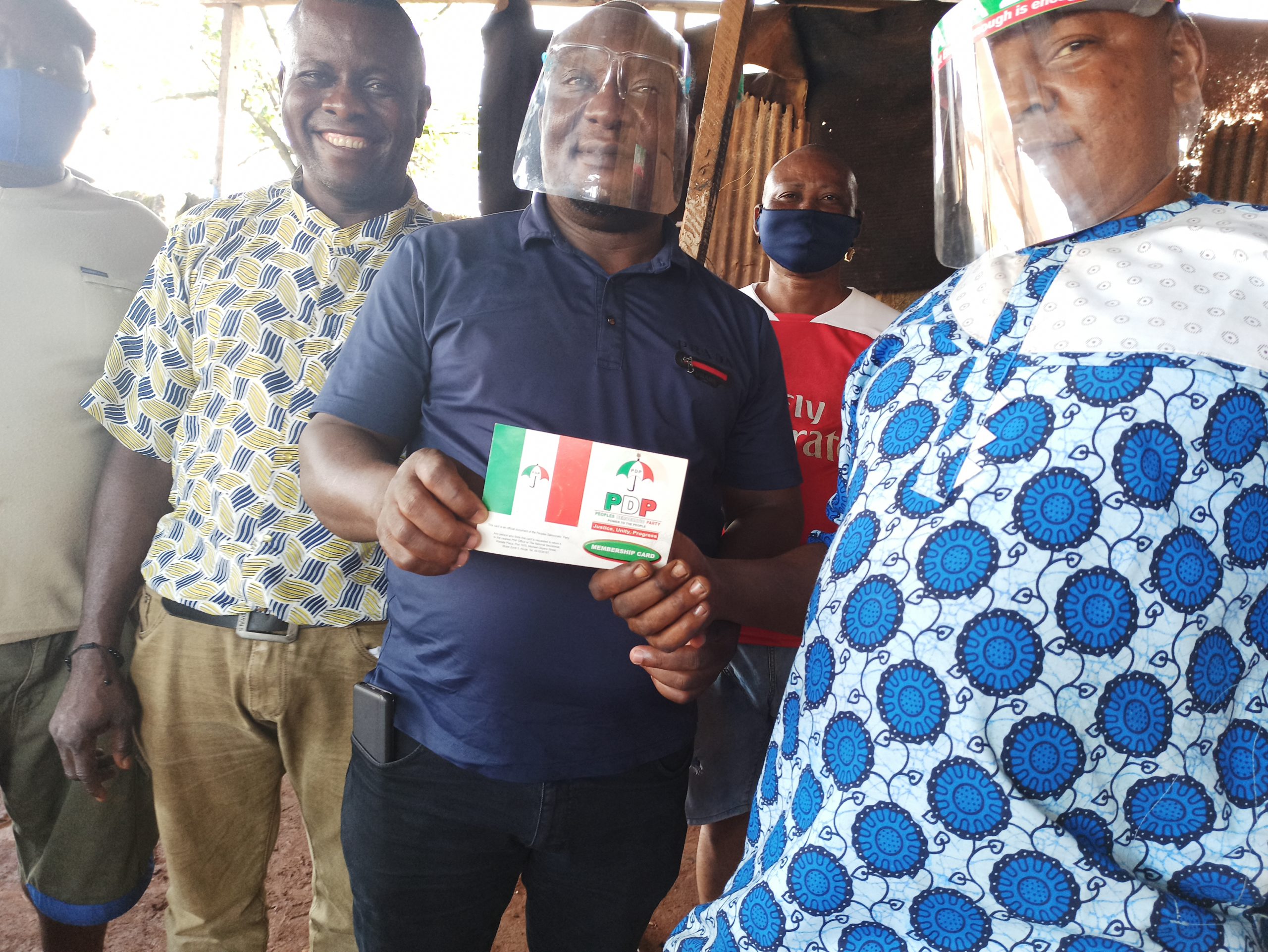 The Executive Chairman of Ovia North East, Hon. Scott Ogbemudia Formally Joins PDP, Collects Membership Card from Utoka Ward Chairman.